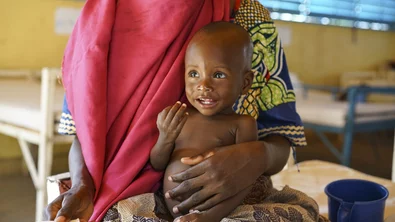 CH138239-Oumar-one-is-being-treated-at-Aguie-hospital-Niger.jpg