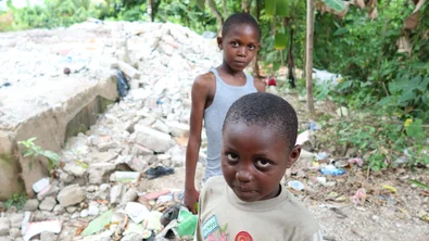 21834e78-2255-4f52-ac1f-08132a3897f2