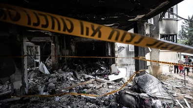 f90a5a51-4219-4c3e-abd8-39db4c49e2be