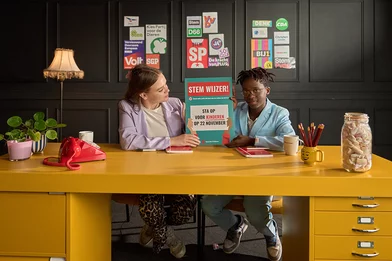 Key-visual-campagne-beeld-jade-en-rens-met-Stemwijzer-optimized