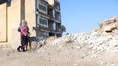 Syrische jongeren fotograferen de verwoesting van hun land