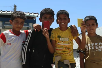 Kinderen, ouders, gemeenschappen en overheden